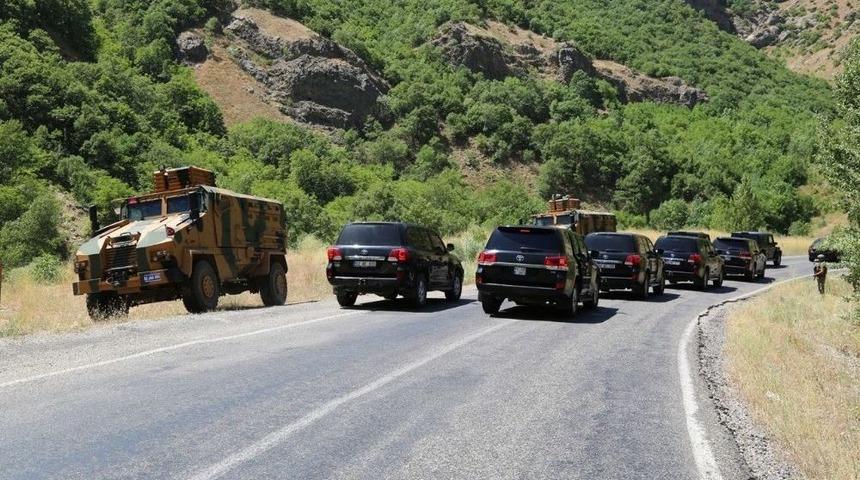 Bakan Soylu, Şehit &Ouml;ğretmenin Ka&ccedil;ırıldığı Yerde