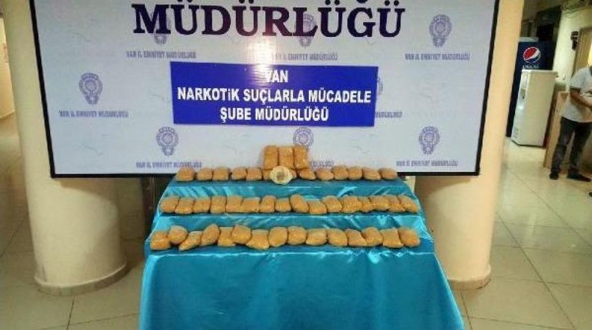 Park Halindeki Ara&ccedil;tan 38 Kilo Eroin &Ccedil;ıktı