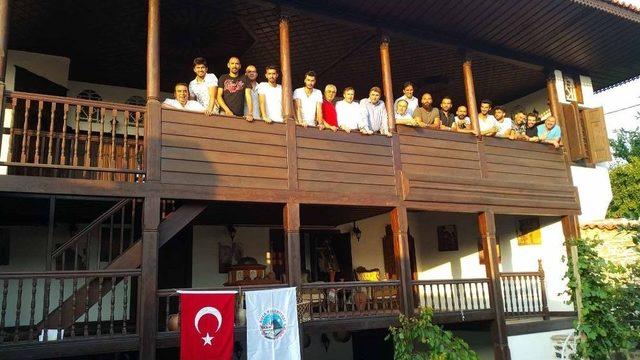 Kula Belediyespor’dan Efeler Ligi’ne İddialı Kadro