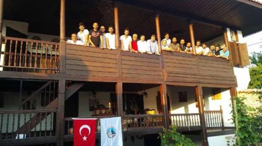 Jeopark Kula Belediyespor'dan Toplu Imza T&ouml;reni