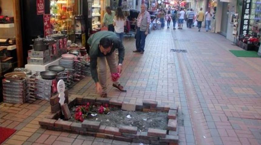 Belediyeye Temsili Mezarla Tepki