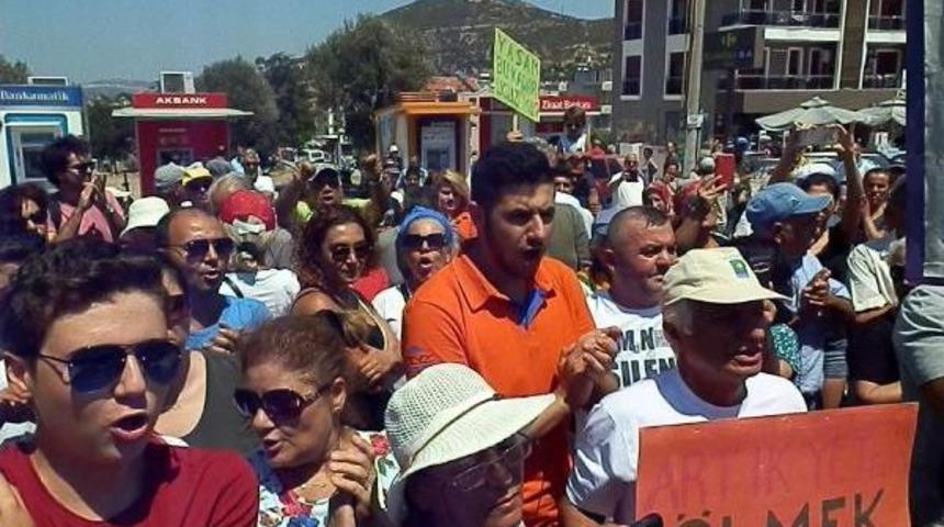 Yenifo&ccedil;a'da Kavşak Eylemi