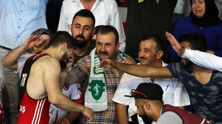 G&uuml;reşte T&uuml;rkiye&rsquo;ye 1 Altın Daha