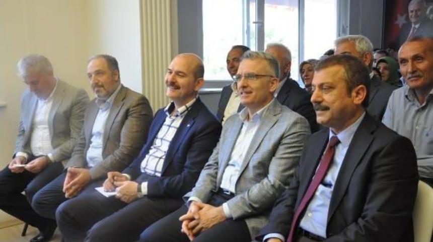 Bakan Ağbal, Memleketi Bayburt'ta Ekmek Fiyatını Y&uuml;ksek Buldu (3)