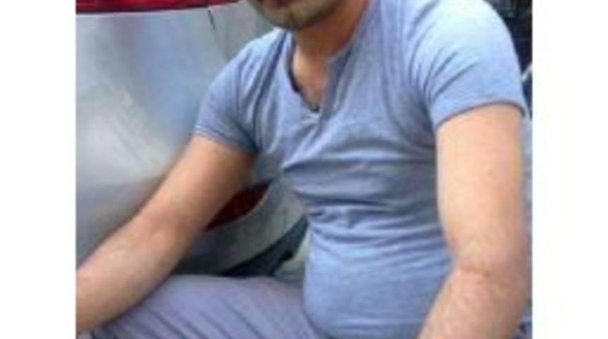 Boşandığı Eşinin Kardeşleri Tarafından D&ouml;v&uuml;len Gen&ccedil; Hastanede &Ouml;ld&uuml;