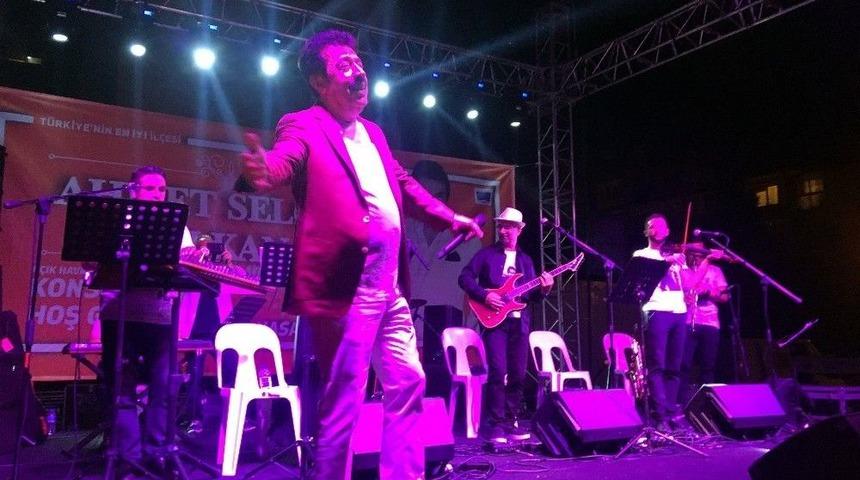 B&uuml;y&uuml;k&ccedil;ekmece&rsquo;de Ahmet Sel&ccedil;uk İlkan R&uuml;zgarı