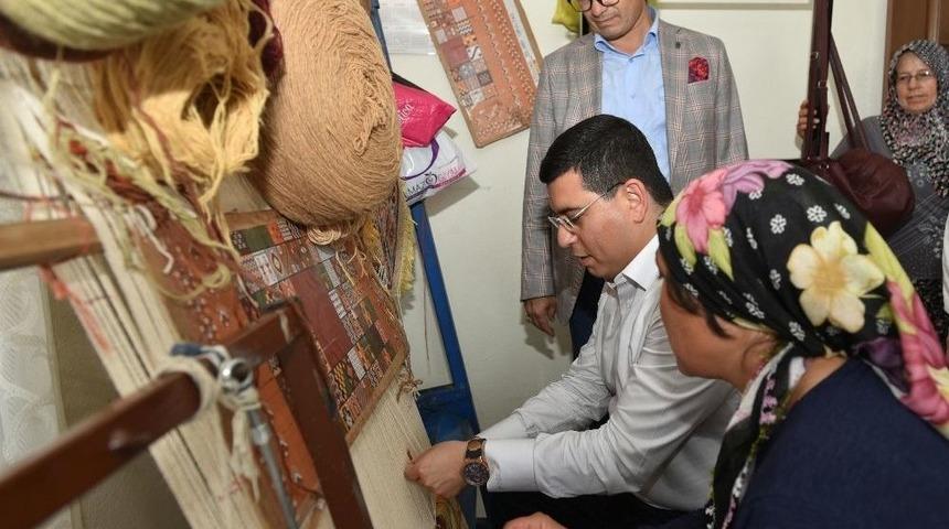 T&uuml;t&uuml;nc&uuml; Salda&rsquo;yı Tanıttı