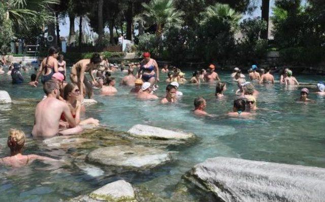 Hz. Meryem in G&ouml;zlerini Yıkadığı Antik Havuza Yoğun Ilgi 1