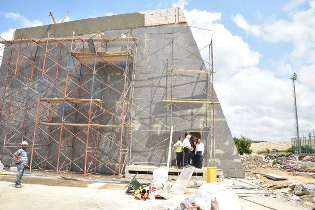 Başkan Doğan Deprem Müzesi’nde İncelemelerde Bulundu