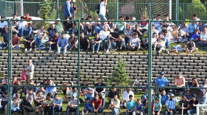 B.b. Erzurumspor, Karaca Birlikspor İle Yaptığı Özel Karşılaşmayı 1-0 Kazandı