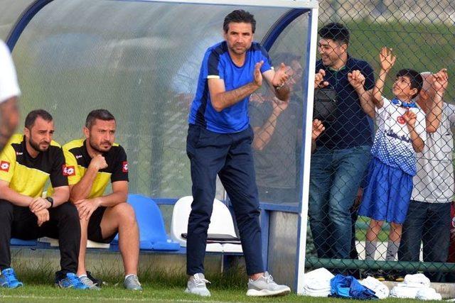 B.b. Erzurumspor, Karaca Birlikspor İle Yaptığı Özel Karşılaşmayı 1-0 Kazandı