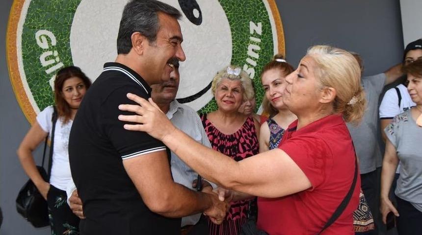 &Ccedil;ukurova Belediyesi&rsquo;nden Kedilere Mama