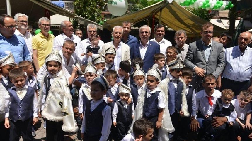 Bozbey, Sünnet Çocuklarının Heyecanına Ortak Oldu