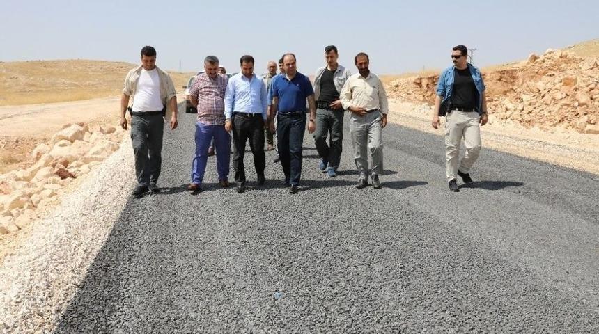 Başkan &Ccedil;ift&ccedil;i Kırsaldaki Yol &Ccedil;alışmalarını İnceledi