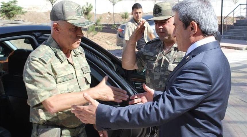 Paşadan &Ccedil;elebi&rsquo;ye Ziyaret