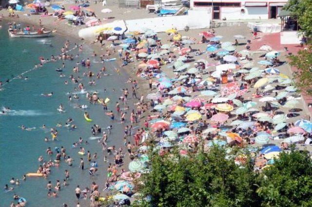 Zonguldak’In Mavi Bayraklı Plajı Kapuz, Akdeniz Sahillerini Aratmadı