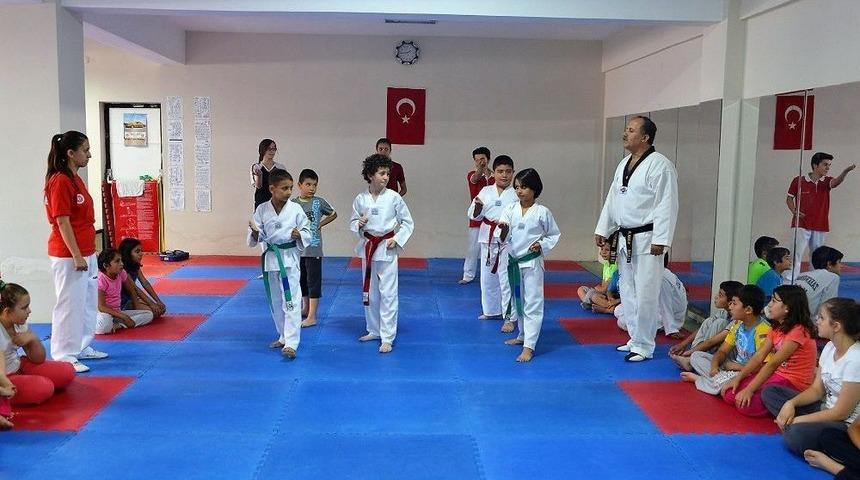 Binlerce &Ouml;ğrenci Yaz Etkinliklerine Katıldı