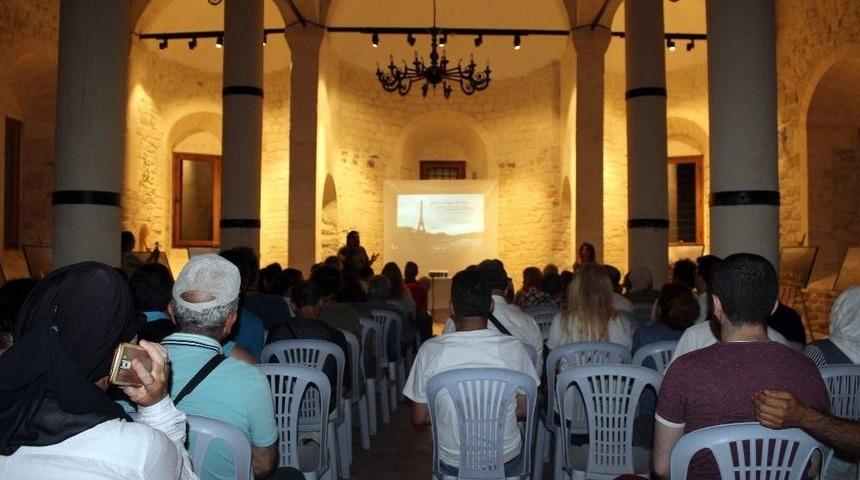 İzzet Keribar&rsquo;ın Fotoğrafları &Uuml;nye&rsquo;de Sanatseverlerle Buluştu