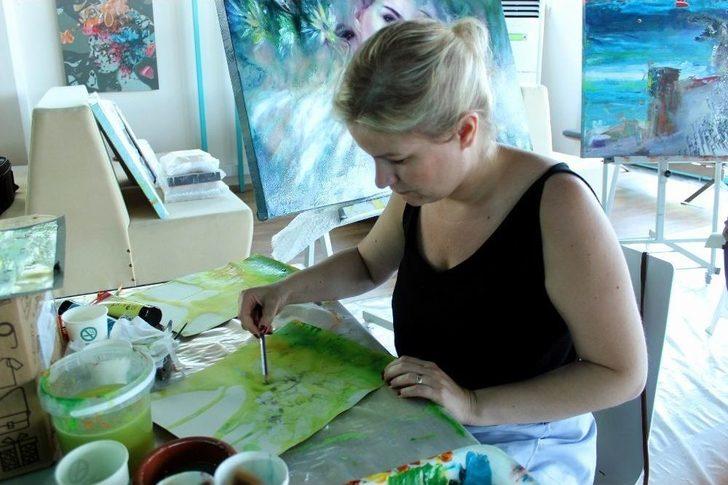 6 Ülkeden 26 Ressam Hayallerini Tekirdağ’da Tuvallere Döküyor G4