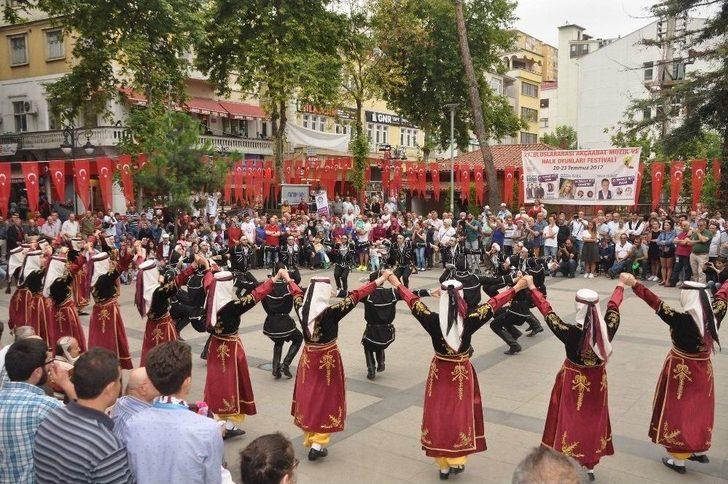 Festival Renkli Görüntülere Sahne Oluyor G3