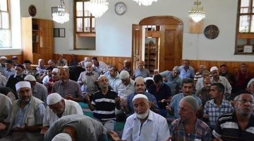 Gelenekl Ahmet Dede Anma Ve C&uuml;mle Mevlidi Yapıldı