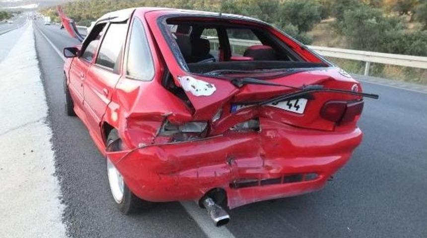 Balıkesir'deki Kazada 8 Kişi Yaralandı