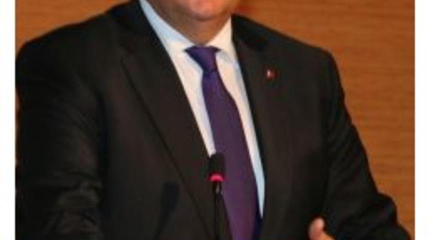 &Uuml;nver, &ldquo; Toplumumuzun Gelişmesinde Basın &Ouml;nemli Bir G&uuml;&ccedil;&rdquo;