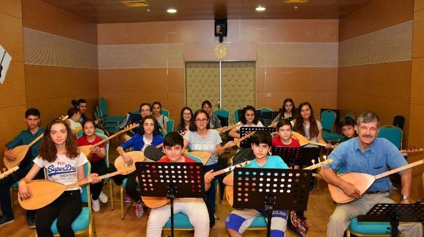 Esmek&rsquo;te Yaz Kursları A&ccedil;ıldı