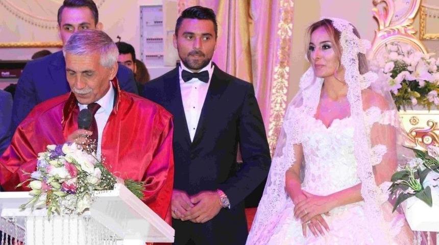 Avukat Melih Can İle Thy Pilotu Ece&rsquo;nin Mutlu G&uuml;n&uuml;