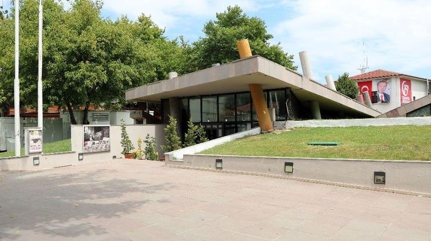 (&ouml;zel Haber) - T&uuml;rkiye&rsquo;nin İlk Deprem M&uuml;zesi 13 Yıldır Deprem Anını Yaşatıyor