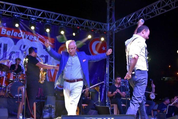 Adala Şeftali Festivali İle Şenlendi G2