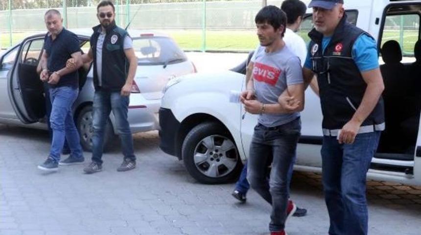 İki Kişiye Bonzai Satarken Yakalandı