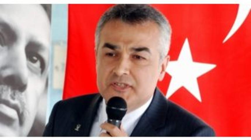 Savaş, Gazetecilerin Basın Bayramını Kutladı