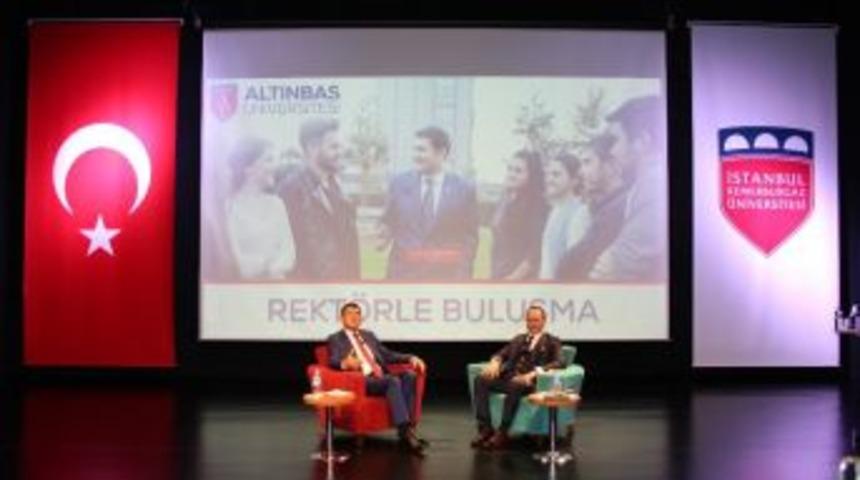 &Ccedil;ağrı Erhan, &ldquo;gen&ccedil;ler Hayallerinden Vazge&ccedil;mesin&rdquo;