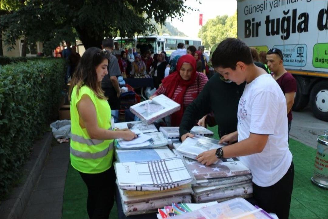L&ouml;sev "iyilikler Tırı&rdquo; Kdz. Ereğli&rsquo;ye Geldi
