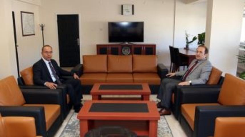 Vali Pehlivan, Emniyet M&uuml;d&uuml;r&uuml; Er&rsquo;den Brifing Aldı