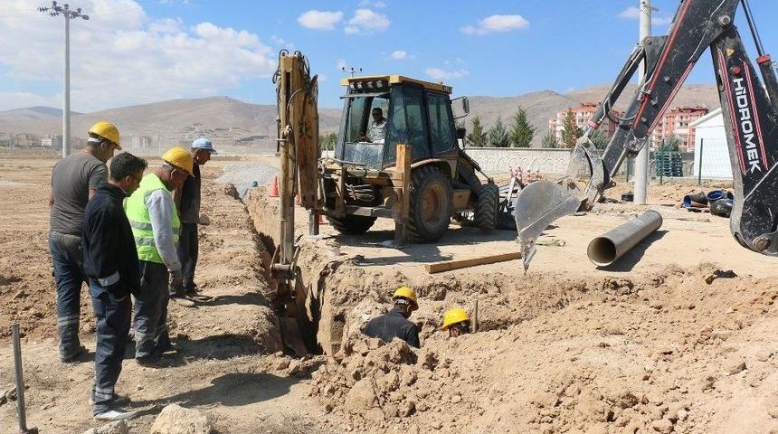 B&uuml;y&uuml;kşehir&rsquo;in Su Şebeke Ağı Genişliyor