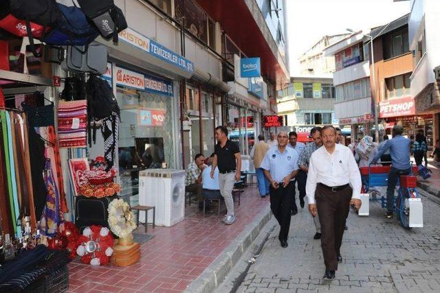 Zabıtadan Kaldırım İşgali Denetimi