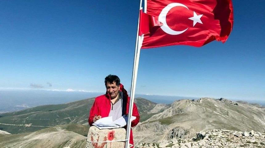 Bursa Valisi K&uuml;&ccedil;&uuml;k Uludağ&rsquo;ın Zirvesine İmza Attı