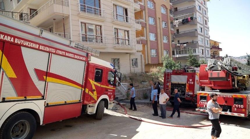 14 Kişinin Kaldığı Dairede Yangın Paniği