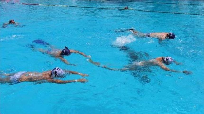 Sualtı Rugbysinde Ege Fırtınası&nbsp;