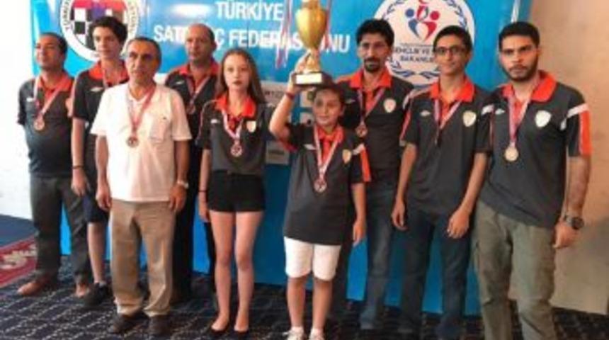 Malatya Yeşilyurt Belediyespor Satran&ccedil;ta 1. Lige Y&uuml;kseldi