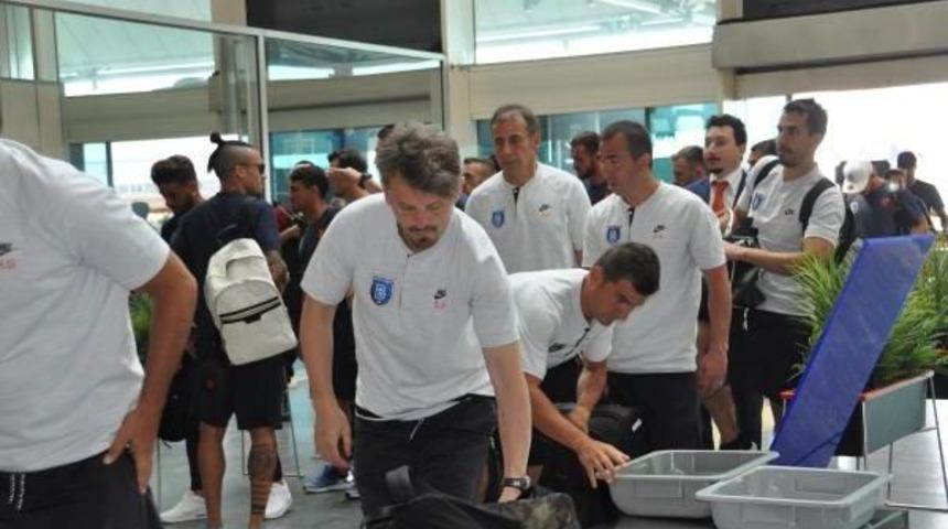 Başakşehir, Şampiyonlar Ligi Için Belçika'ya Gitti