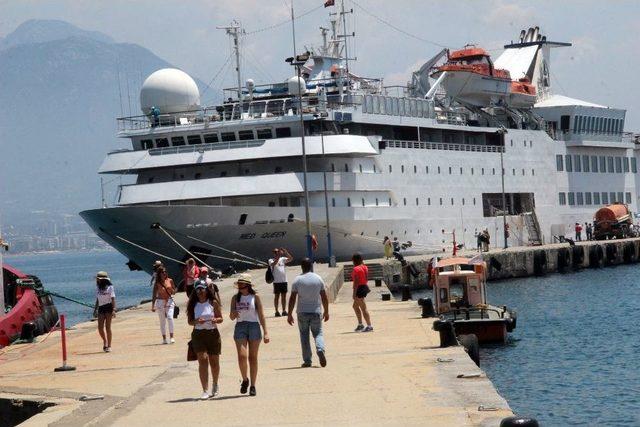 Lübnanlılar Alanya’dan Vazgeçemiyor