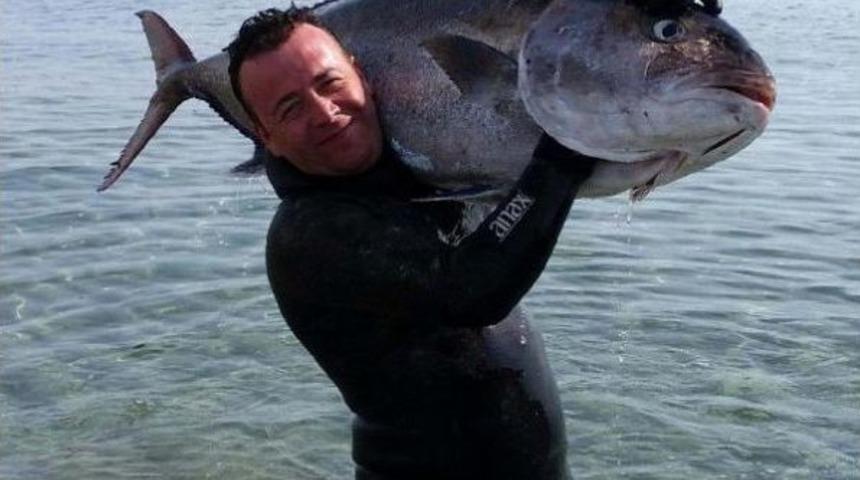 50 Kiloluk Dev Balığı Zıpkınla Yakaladı