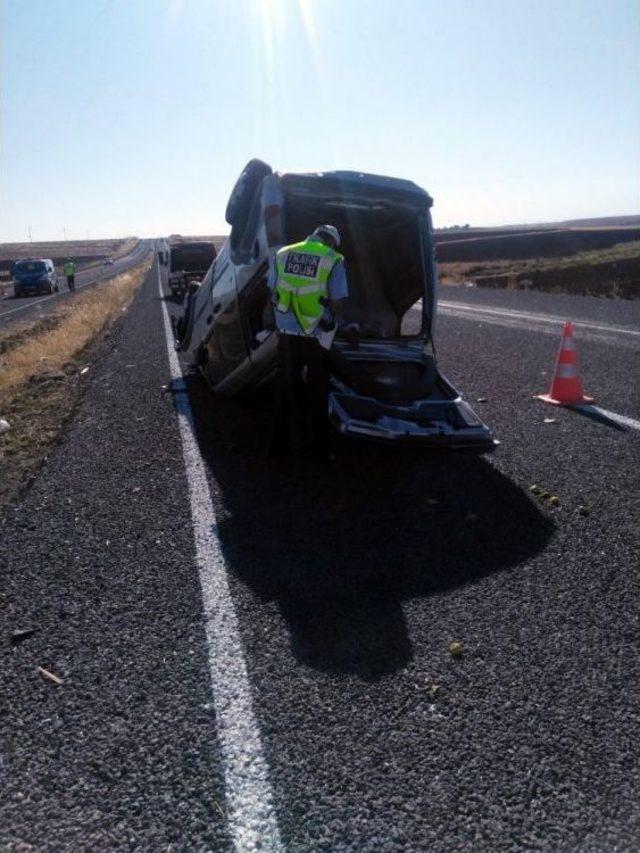 Siverek-hilvan Karayolunda Trafik Kazası: 1 Ölü, 4 Yaralı