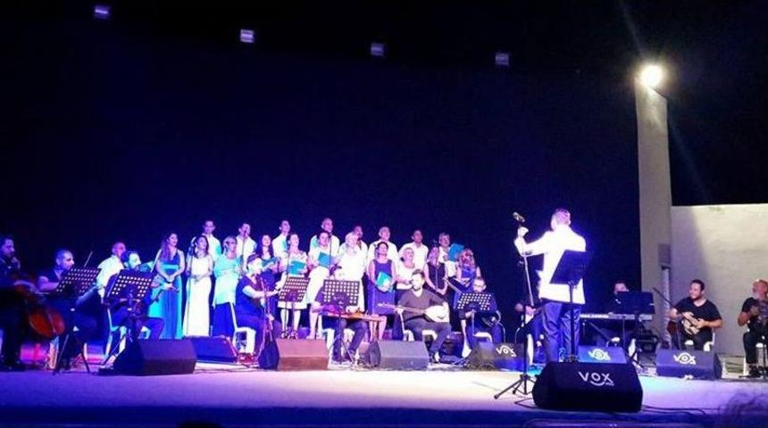 Ala&ccedil;atı, Orhan Gencebay Eserleriyle Yankılandı