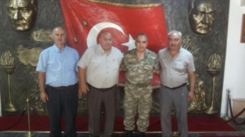 Muhtarlar Derneği&rsquo;nden Tuğgeneral Ko&ccedil;&rsquo;a Ziyaret
