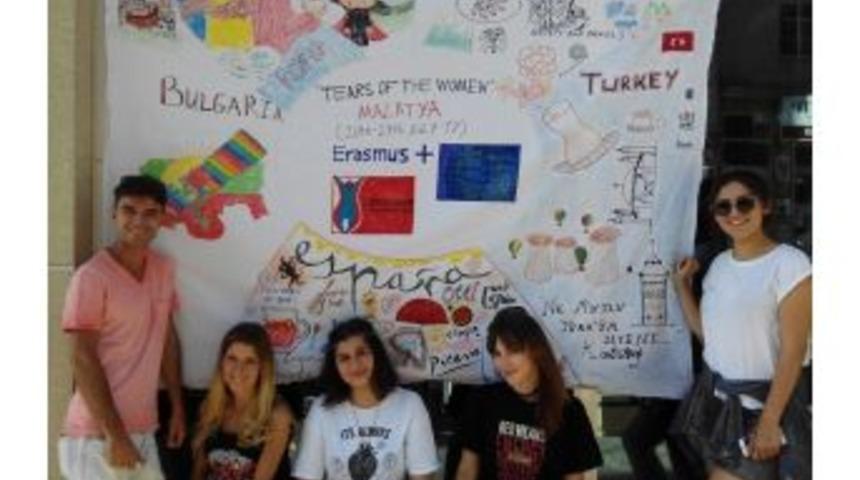 5 &Uuml;lkeden 43 Gen&ccedil; Aile İ&ccedil;i Şiddeti Araştırmak İ&ccedil;in Malatya&rsquo;da