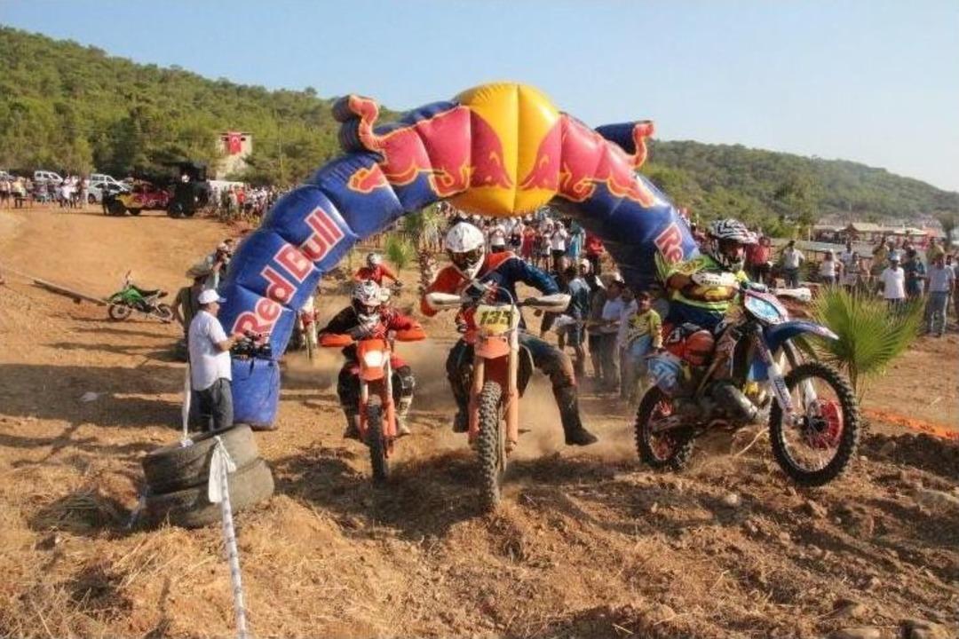 (d&uuml;zeltme) Motosiklet Tutkunları Aydıncık&rsquo;ta Buluştu